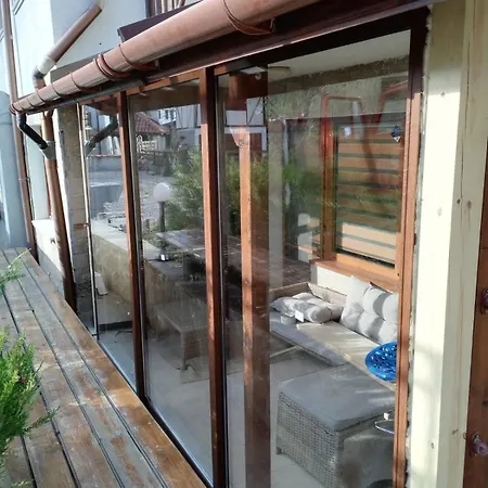 Spacious Stylish With Large Terrace And Amazing View, 5 Min To Gondola & Bar Str