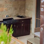 Spacious Stylish With Large Terrace And Amazing View, 5 Min To Gondola & Bar Str Апартаменты